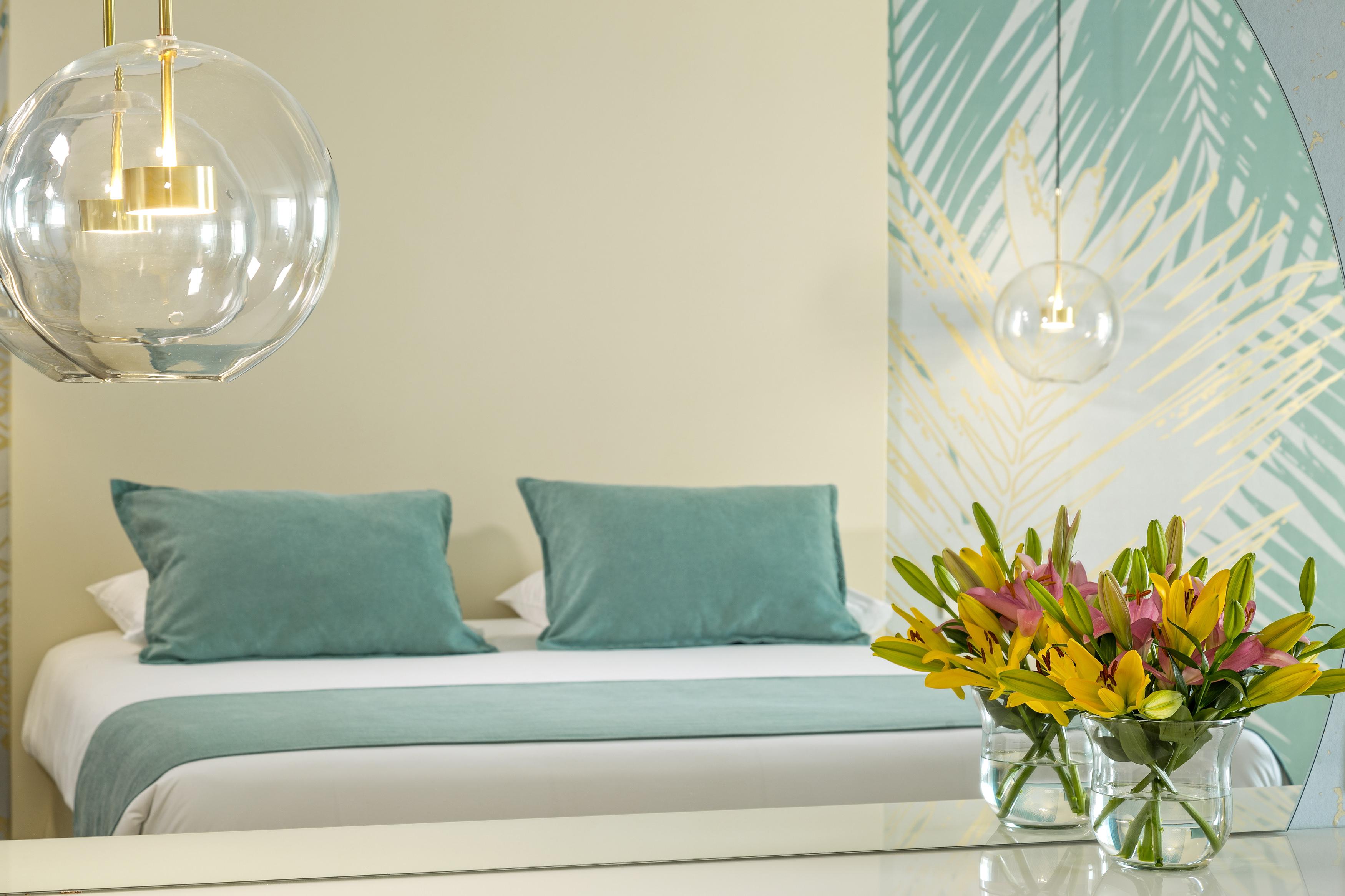 Ivi Mare - Designed For Adults By Louis Hotels Geroskipou Exteriér fotografie A bedroom at the hotel