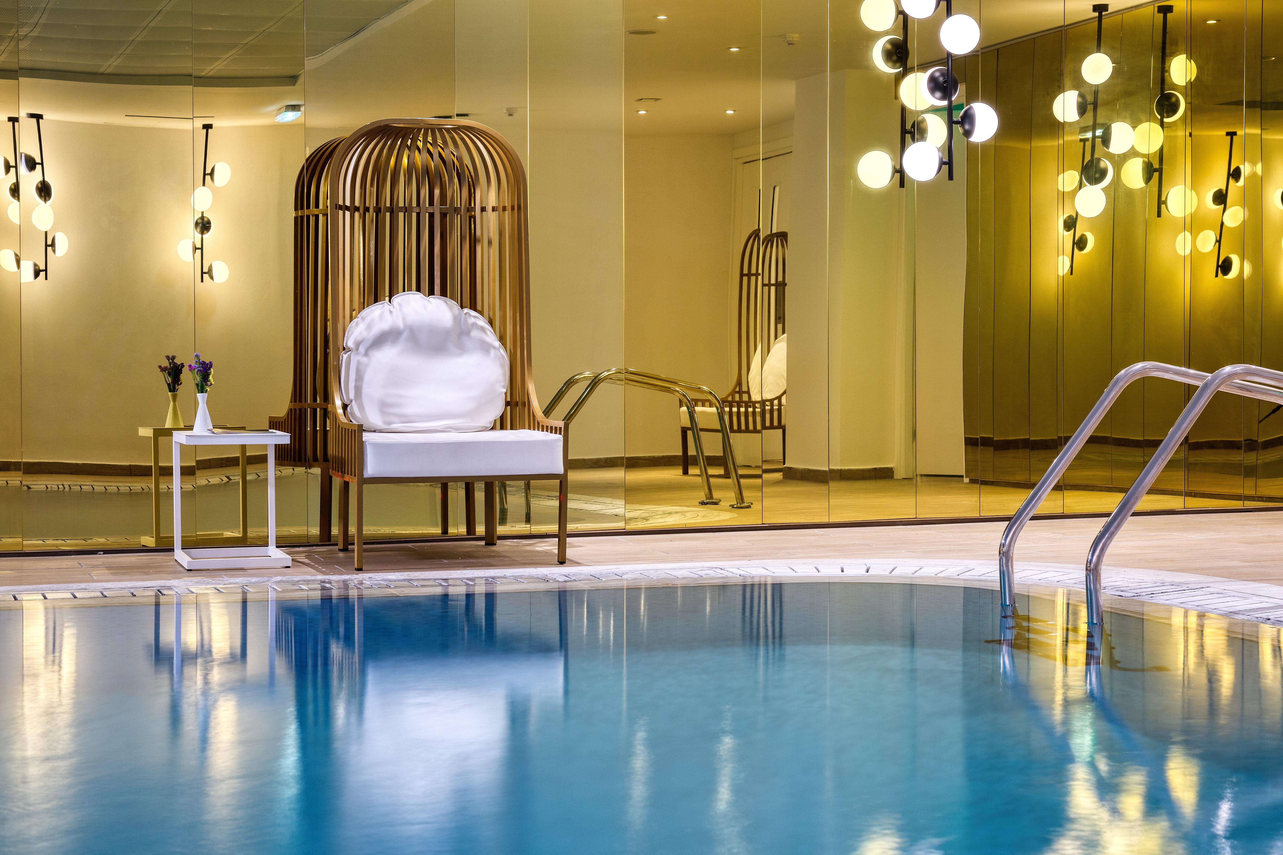Ivi Mare - Designed For Adults By Louis Hotels Geroskipou Exteriér fotografie The pool at the Mandarin Oriental, Munich