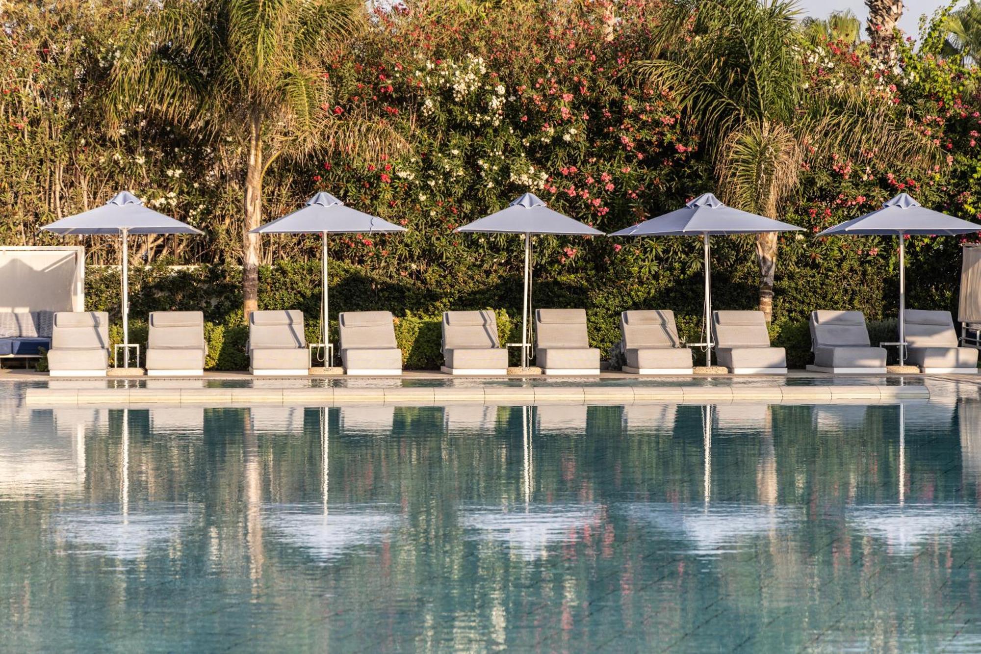 Ivi Mare - Designed For Adults By Louis Hotels Geroskipou Exteriér fotografie The pool at the Hotel