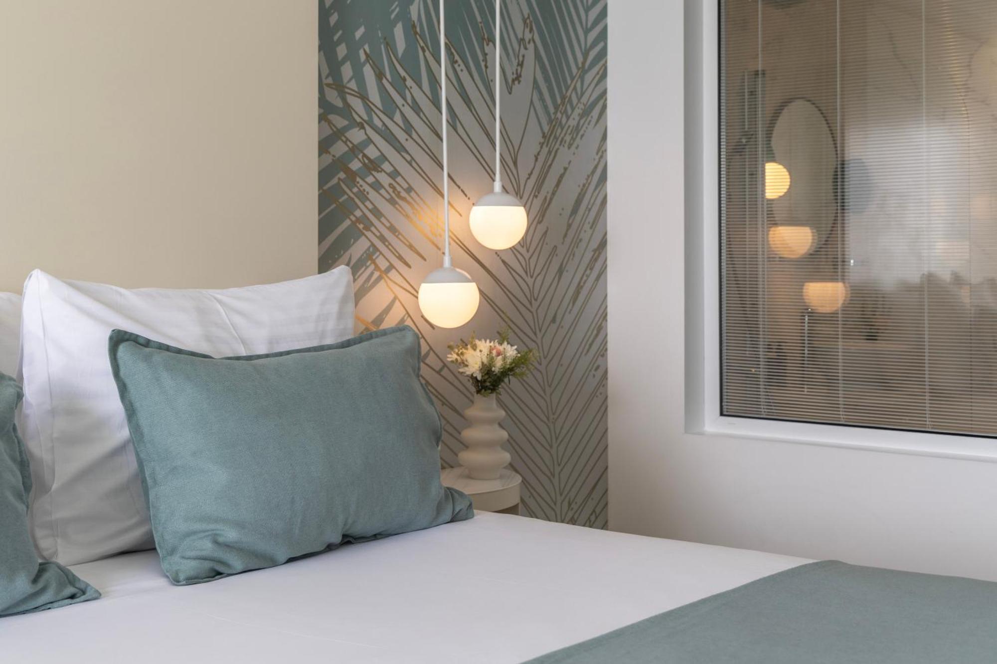 Ivi Mare - Designed For Adults By Louis Hotels Geroskipou Exteriér fotografie A room at the hotel